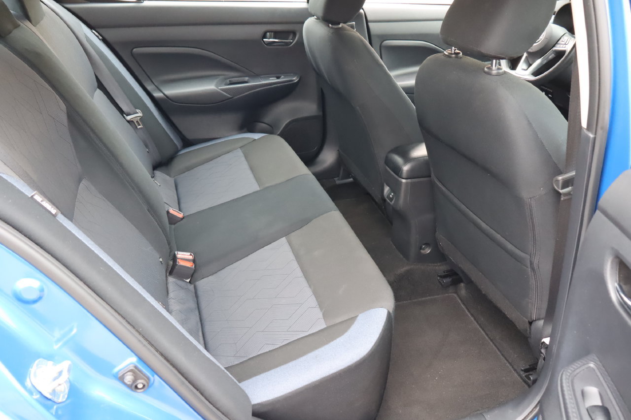 Used 2024 Nissan Versa SV FWD image 16