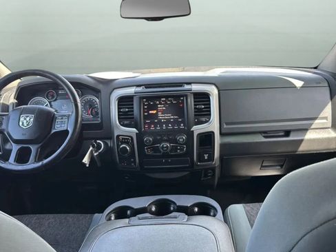 Used 2019 RAM 1500 Classic SLT w/ Luxury Group AWD/4WD image 36