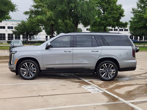 Used 2026 Cadillac Escalade Sport w/ Touring Package AWD/4WD image 3