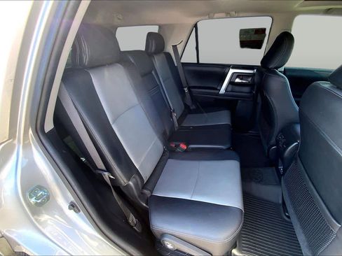 Used 2023 Toyota 4Runner SR5 Premium w/ Moonroof Package AWD/4WD image 20