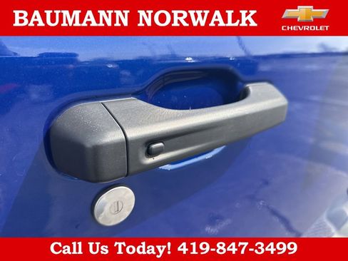 Used 2020 Jeep Wrangler Unlimited Sahara AWD/4WD image 27