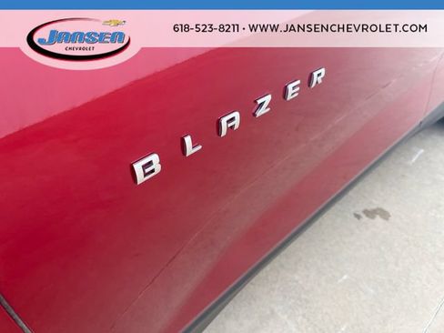 Used 2024 Chevrolet Blazer LT w/ Convenience Package FWD image 31