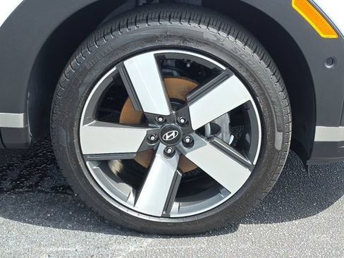 Certified 2025 Hyundai Santa Fe Limited FWD image 31