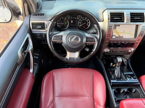 Used 2021 Lexus GX 460 Premium w/ Premium Package AWD/4WD image 15