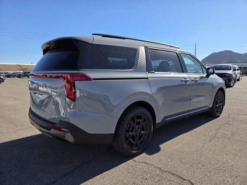 New 2026 Kia Carnival SX image 3