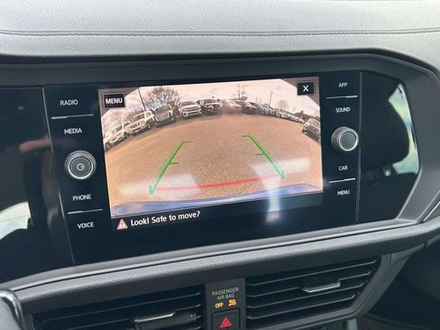 Used 2020 Volkswagen Jetta SEL image 24