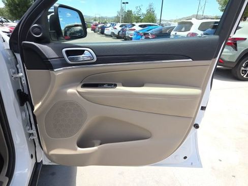 Used 2021 Jeep Grand Cherokee Limited AWD/4WD image 26
