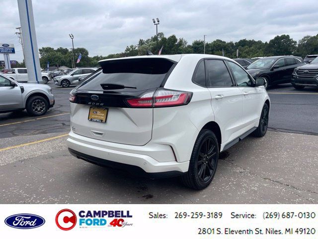 Certified 2024 Ford Edge ST-Line AWD/4WD image 3