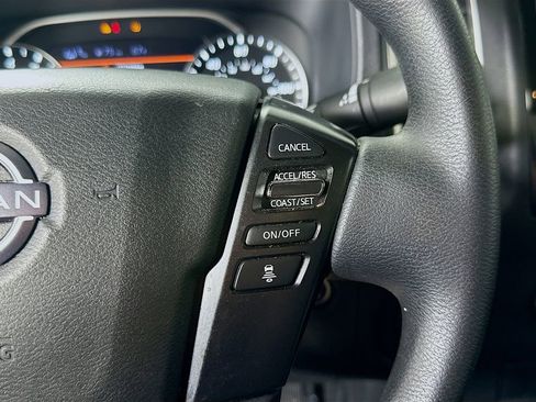 Used 2023 Nissan Frontier SV w/ Technology Package RWD image 23