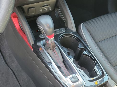 Used 2021 Chevrolet TrailBlazer RS w/ Technology Package image 27