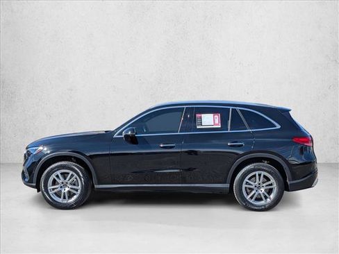 Used 2023 Mercedes-Benz GLC 300 4MATIC image 8