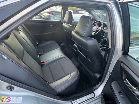 Used 2017 Toyota Camry SE image 13