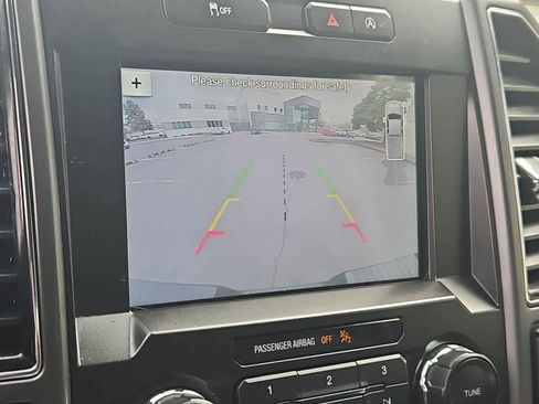 Used 2019 Ford F150 XLT w/ Equipment Group 302A Luxury AWD/4WD image 29