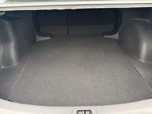 Used 2024 Toyota Corolla LE image 4