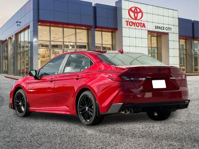 New 2026 Toyota Camry SE w/ Multimedia Upgrade Package