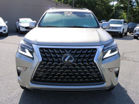 Used 2021 Lexus GX 460 Premium w/ Premium Package AWD/4WD image 11