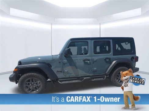 Used 2024 Jeep Wrangler Unlimited Sport AWD/4WD image 4