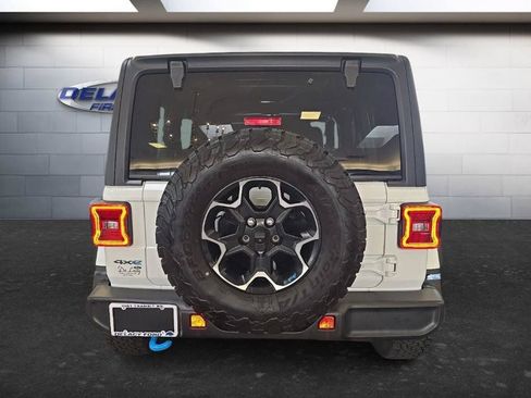 Used 2022 Jeep Wrangler Unlimited Rubicon 4xe w/ Cold Weather Group AWD/4WD image 5