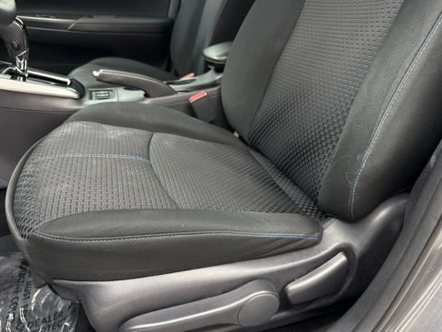 Used 2019 Nissan Sentra SR FWD image 33