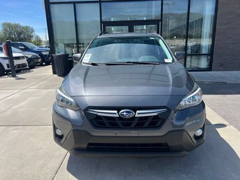 Used 2021 Subaru Crosstrek 2.0i Premium w/ Moonroof Package AWD/4WD image 2