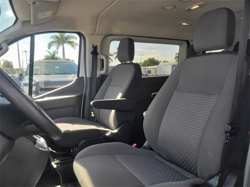 Used 2023 Ford Transit 350 XLT image 19