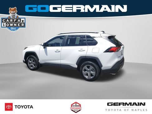 Used 2025 Toyota RAV4 XLE w/ Convenience Package FWD image 12