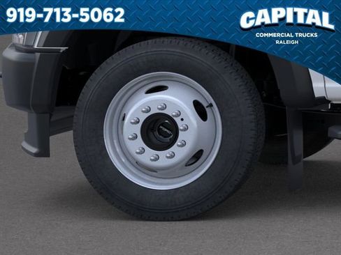New 2026 Ford F550 4x4 Regular Cab Super Duty image 19
