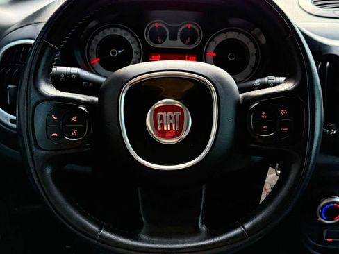 Used 2017 FIAT 500L Trekking w/ Urbana Appearance Package image 15