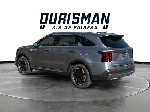 New 2025 Kia Sorento EX image 4