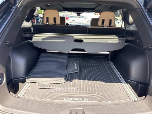 Used 2020 Chevrolet Blazer Premier w/ Driver Confidence II Package FWD image 11