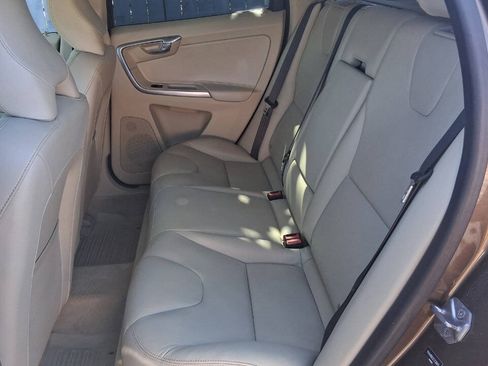 Used 2015 Volvo XC60 T5 Premier FWD image 13