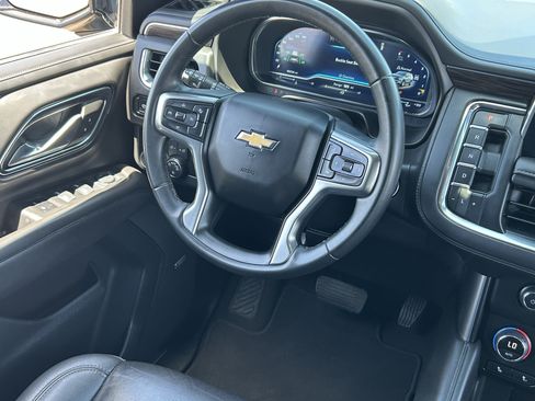 Used 2024 Chevrolet Tahoe LT AWD/4WD image 17