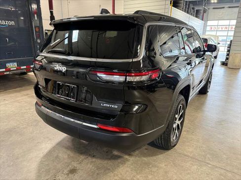 Certified 2025 Jeep Grand Cherokee L Limited AWD/4WD image 24