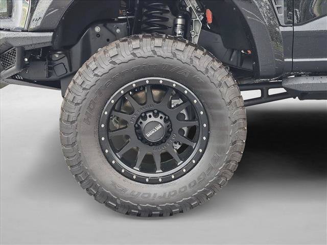 New 2026 Ford F250 Lariat w/ Black Appearance Package AWD/4WD image 9