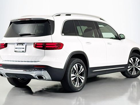 New 2026 Mercedes-Benz GLB 250 4MATIC image 11