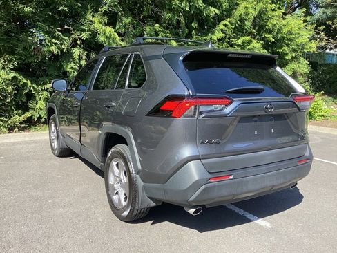 Certified 2025 Toyota RAV4 XLE w/ Convenience Package AWD/4WD image 11
