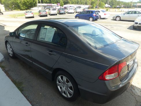Used 2010 Honda Civic LX image 7