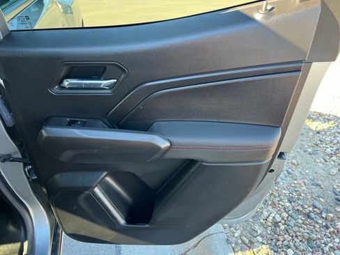 Used 2023 Chevrolet Colorado Z71 w/ Z71 Convenience Package 2 image 23