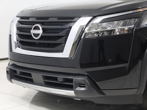 Used 2023 Nissan Pathfinder SL image 55