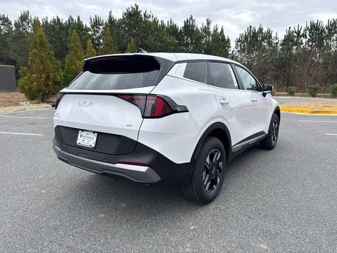 New 2026 Kia Sportage LX FWD image 7