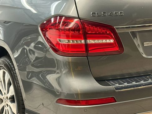Used 2018 Mercedes-Benz GLS 450 4MATIC image 12