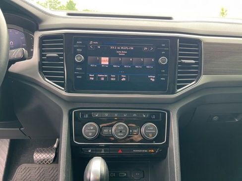 Used 2019 Volkswagen Atlas SEL AWD/4WD image 16