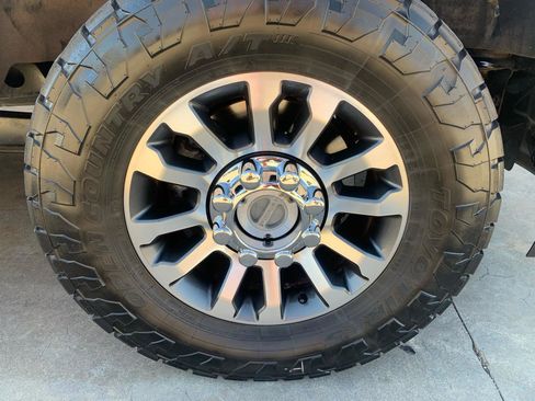 Used 2020 Ford F250 Lariat AWD/4WD image 11