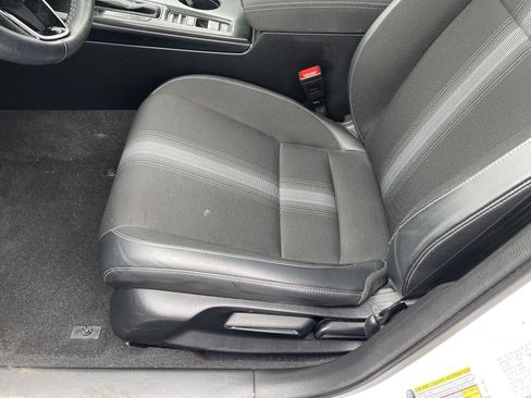 Used 2023 Honda Civic Sport image 3