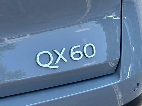 New 2027 INFINITI QX60 Luxe FWD image 11