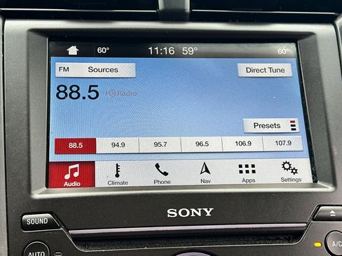 Used 2019 Ford Fusion Energi Titanium FWD image 17