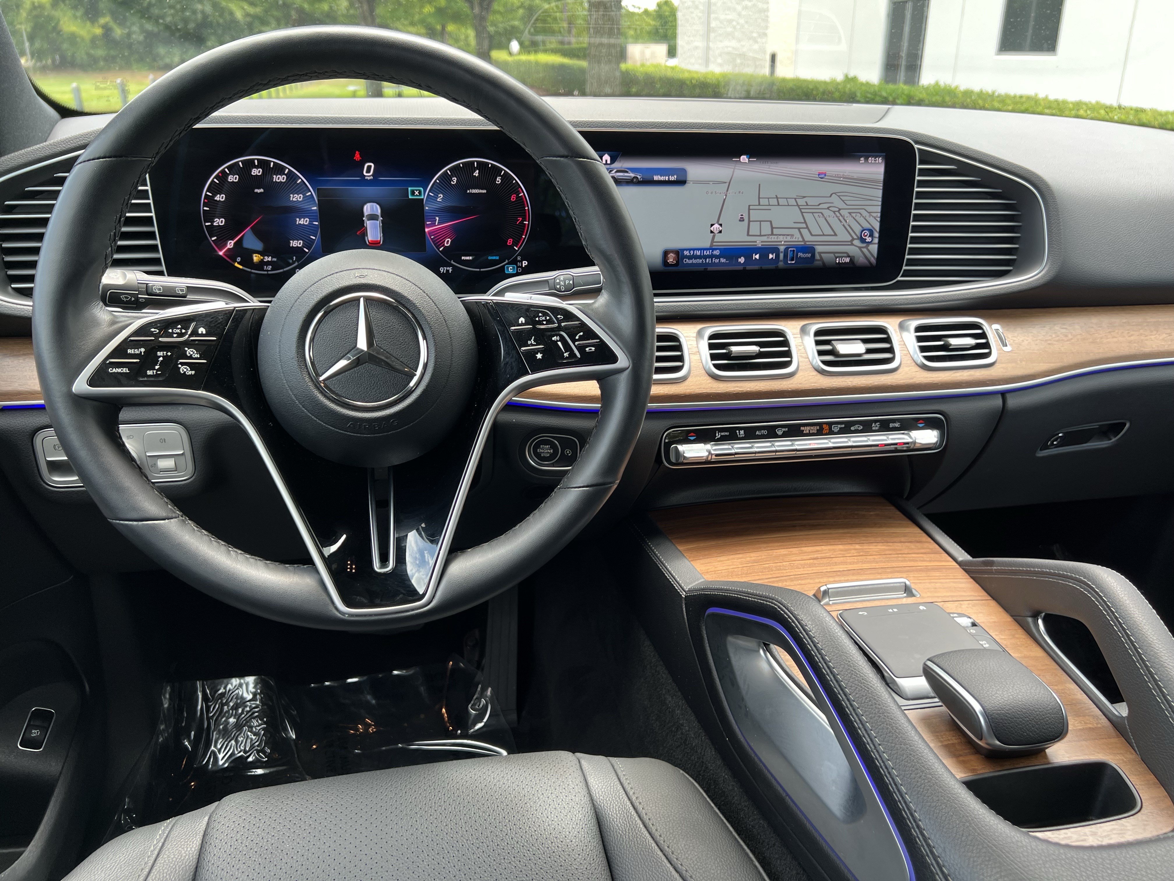 Certified 2025 Mercedes-Benz GLE 450 4MATIC image 30