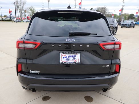 Used 2024 Ford Escape ST-Line w/ Tech Pack #1 AWD/4WD image 6