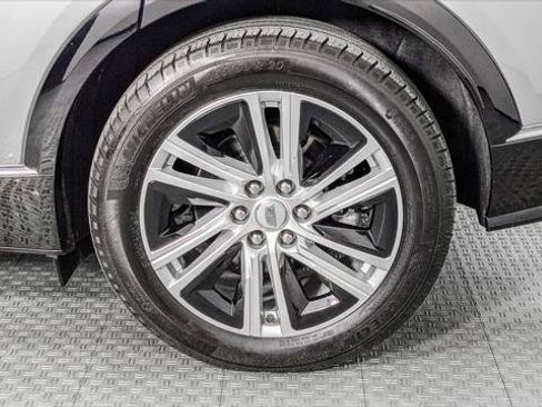 Used 2024 Cadillac Lyriq Tech RWD image 36