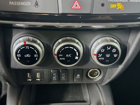 Used 2025 Mitsubishi Outlander Sport SE image 23